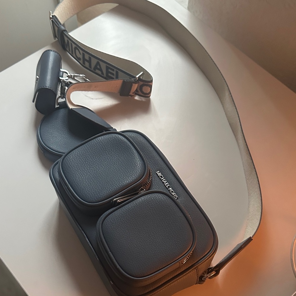 Michael Kors Crossbody Bag